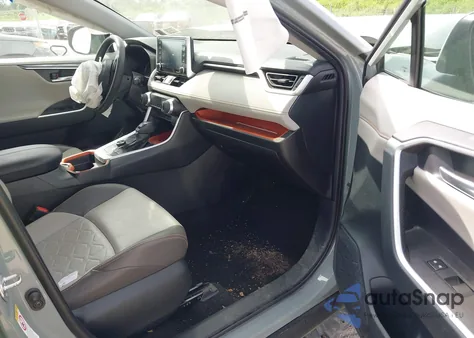 2019 Toyota Rav4 Adventure из США, поврежденный, VIN 2T3J1RFV8KW016664